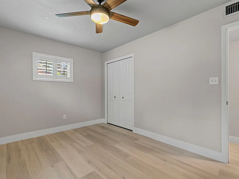 1518 NW 39th St — Photo 16