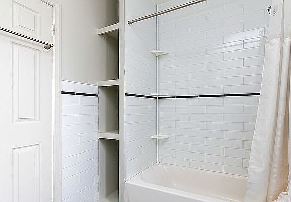 3rd image of 465 Marcus Garvey Blvd #10