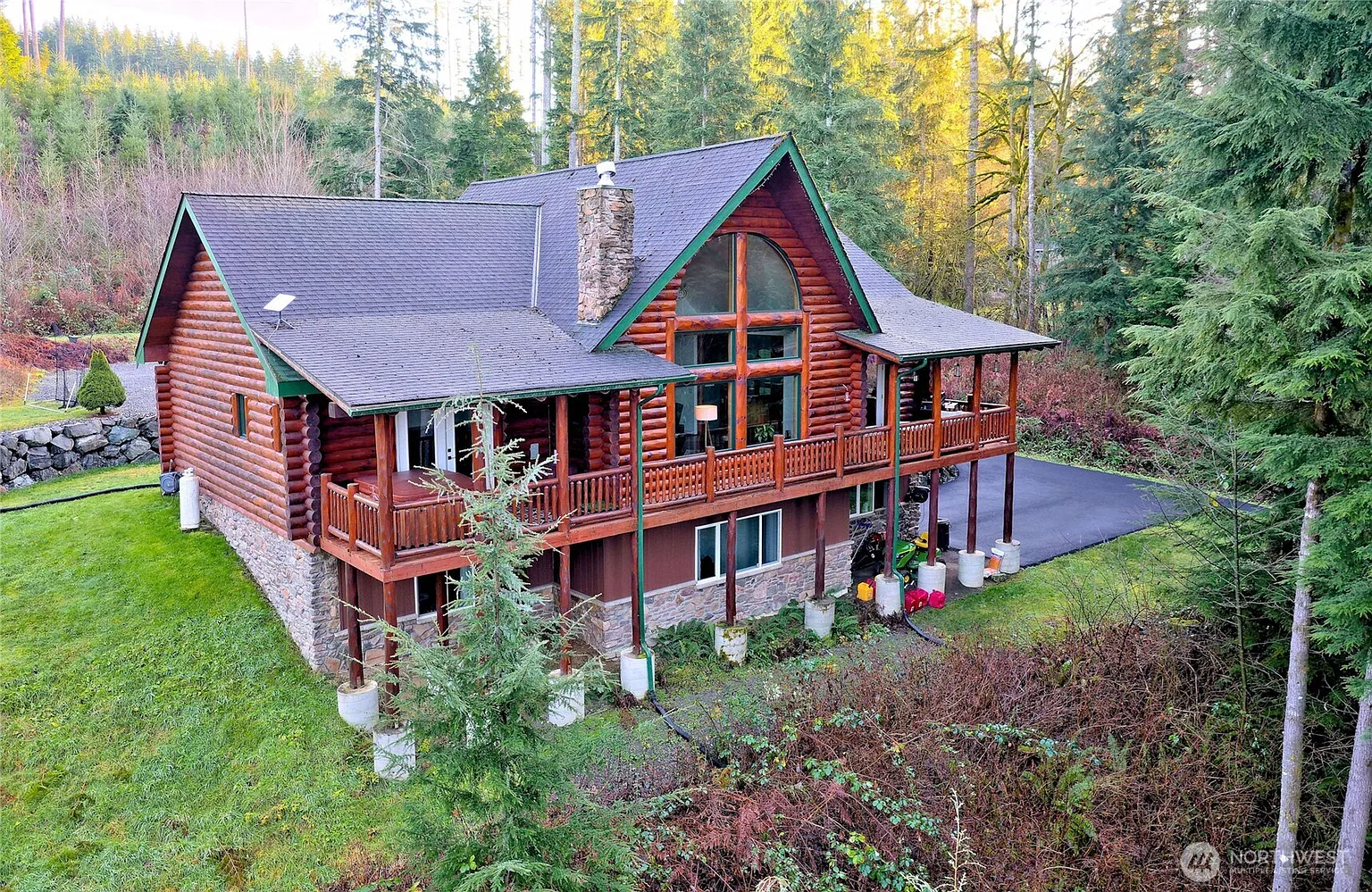 5529 Woods Creek Road photo 1