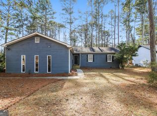 6570 Deshon Cir, Lithonia, GA 30058