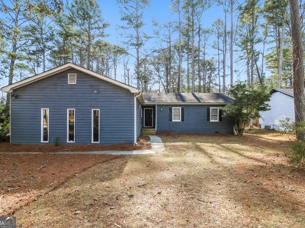 6570 Deshon Cir, Lithonia, GA 30058