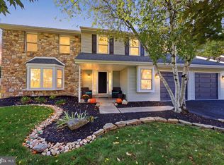 15 White Birch Ln, Southampton, PA 18966