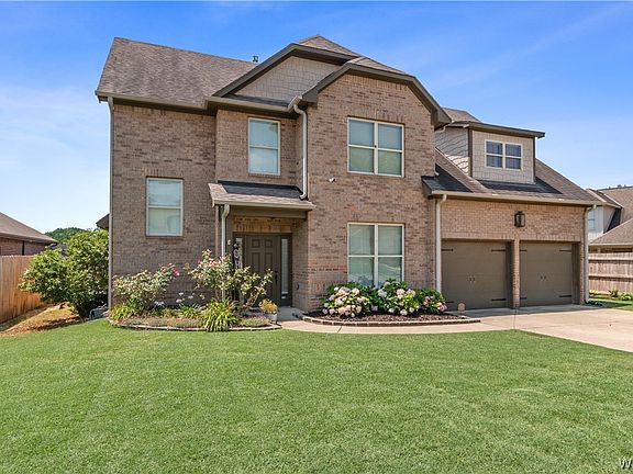 3rd image of 1107 Belle Meade Blvd