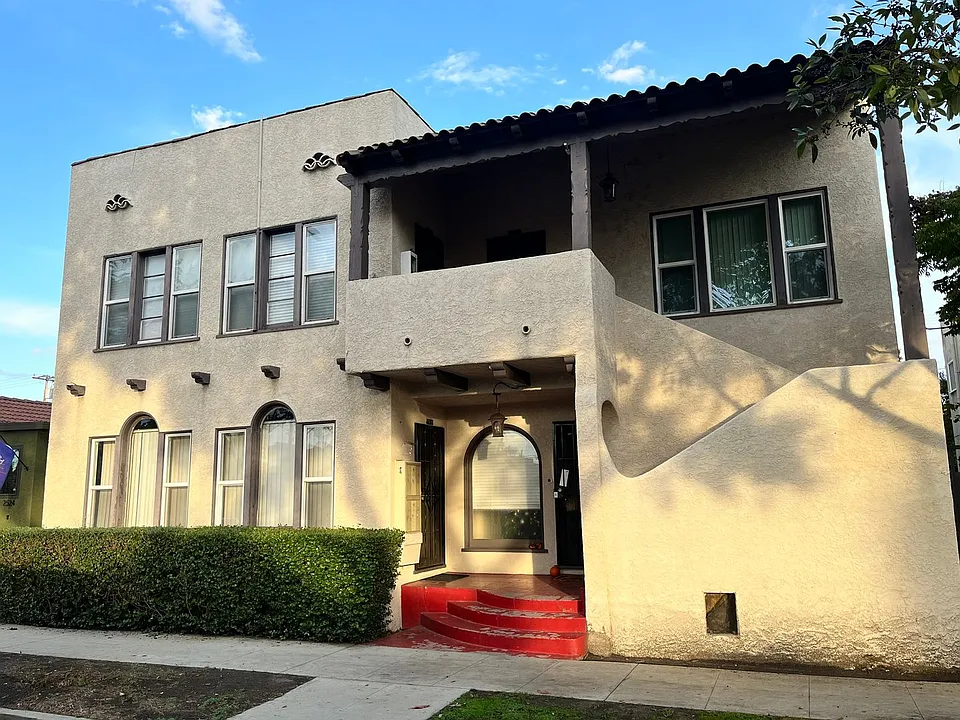 2516-2522 Cedar Ave Long Beach, CA 90806