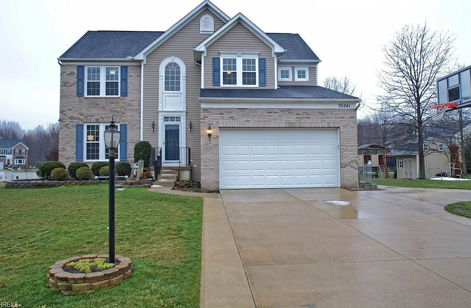 1st image of 35241 Saddle Creek Dr