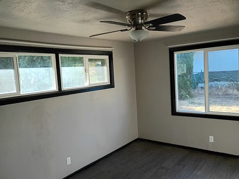 1st bedroom