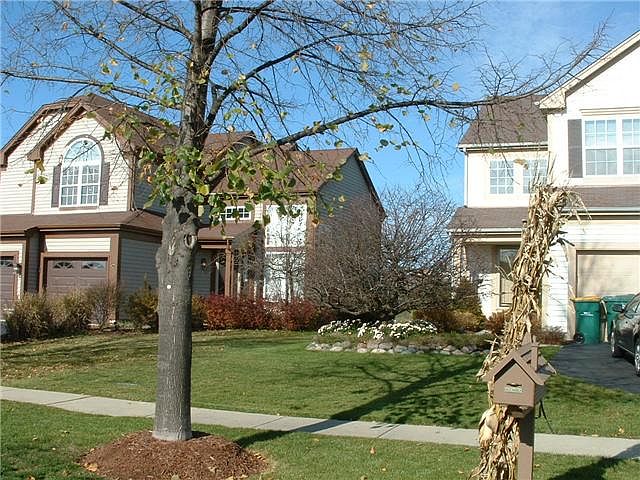 2nd image of 68 W Redhead Ct
