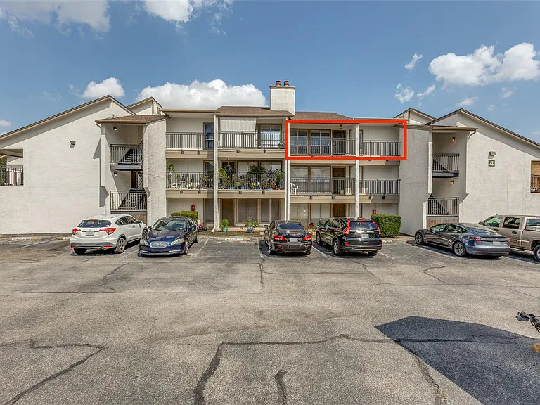 6910 Hart Ln #414 — Photo 12