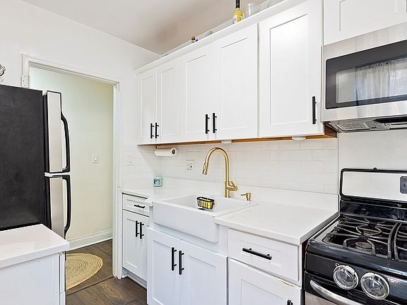 2nd image of 52-25 39th Rd APT 2C