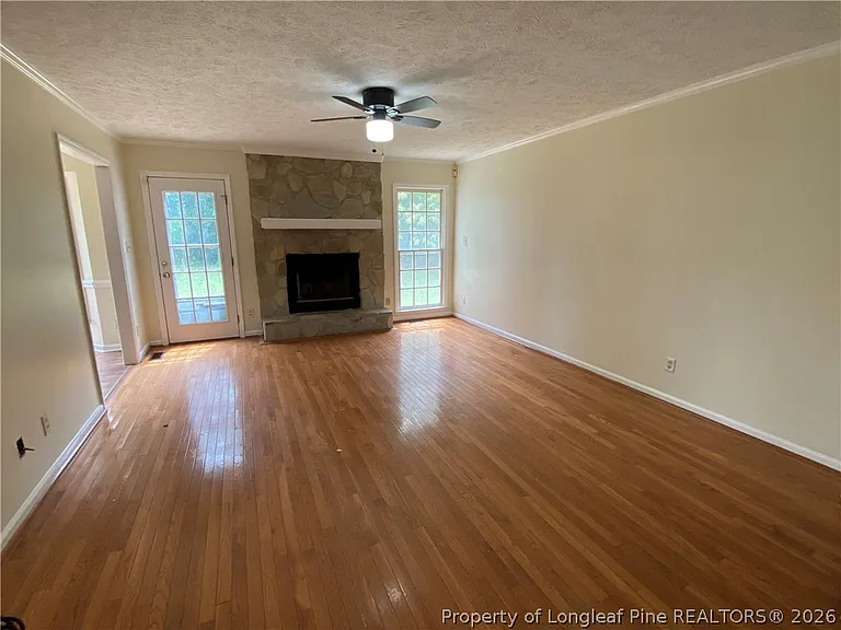 1175 Helmsley Dr — Photo 6