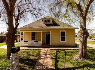 7206 Vine St, Highland, CA 92346