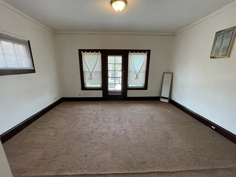 3319 W 126th St — Photo 34