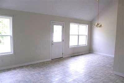 2nd image of 1222 Leathers Ln