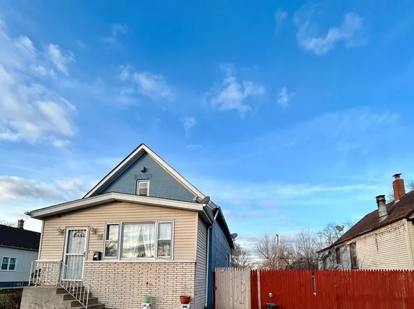 32 156th St, Calumet City, IL 60409