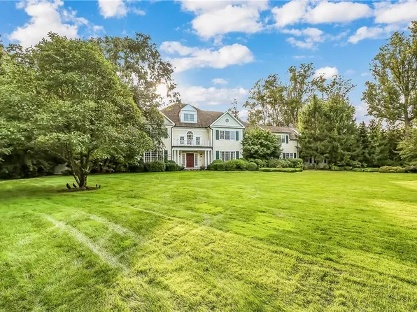 23 Sterling Road S, Armonk, NY 10504