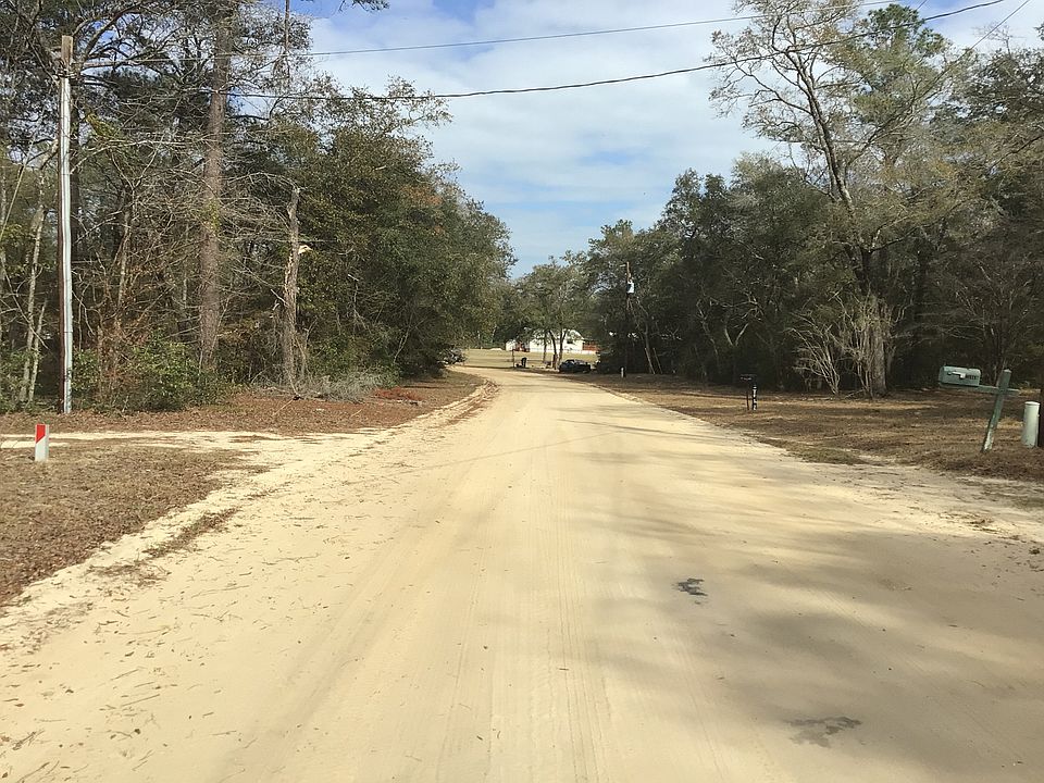 2nd image of 5755 River Trl
