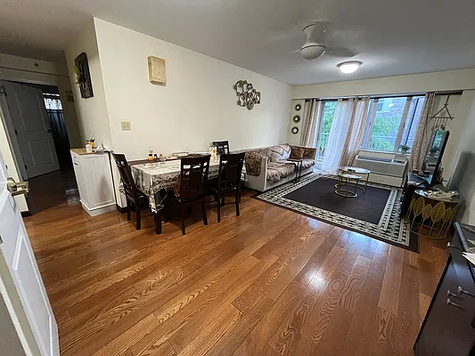 Rented by Winzone Realty Inc | media 1