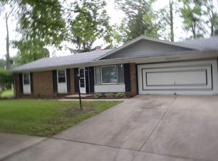 3232 Casselwood Dr, Fort Wayne, IN 46816