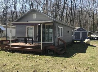 6565 E Sugar Grove Rd, Fountain, MI 49410