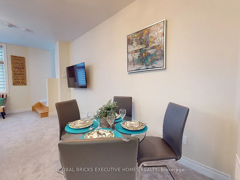 1124 Baltic Ln — Photo 31