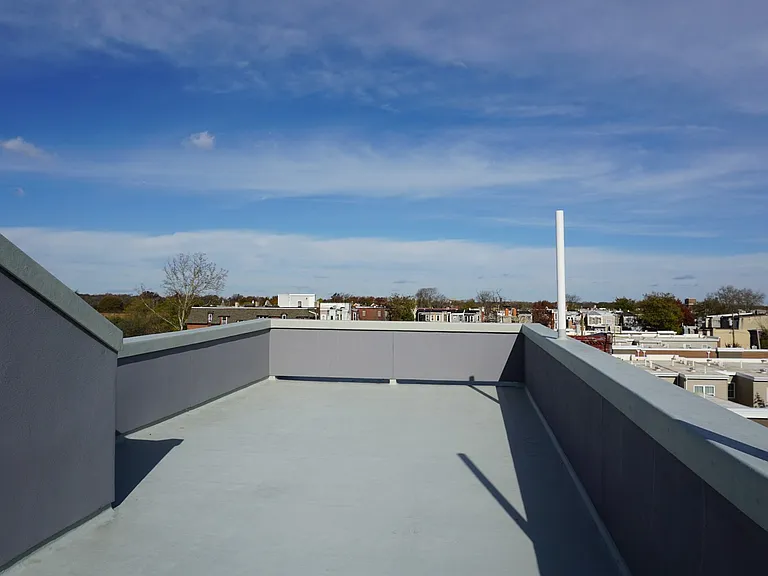 3230 W Berks St — Photo 33