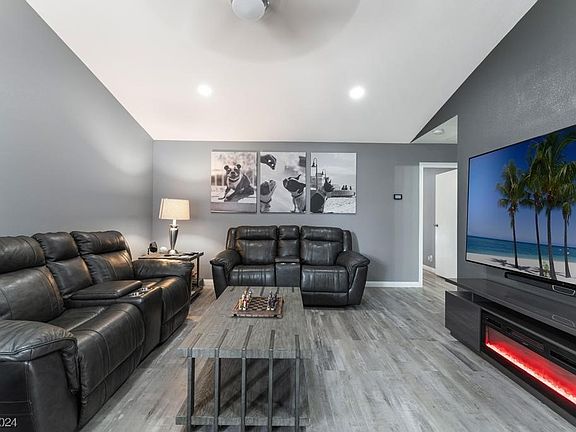 5th image of 5851 Medallion Dr Unit 104