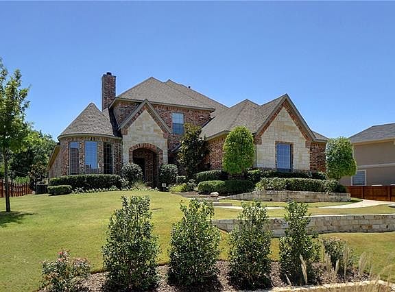 2nd image of 5617 Lakeside Dr