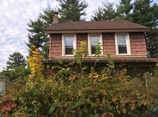8 Doty Ave, Hyde Park, NY 12538