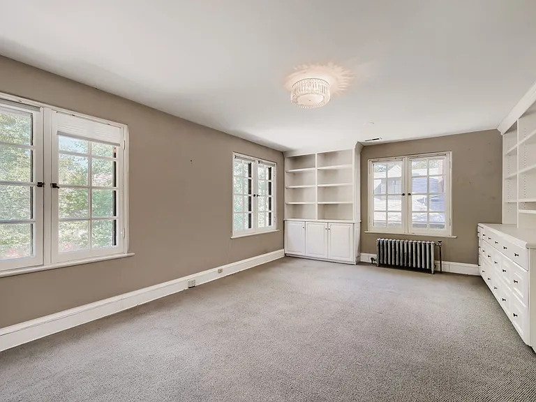 125 N Gaylord St — Photo 18