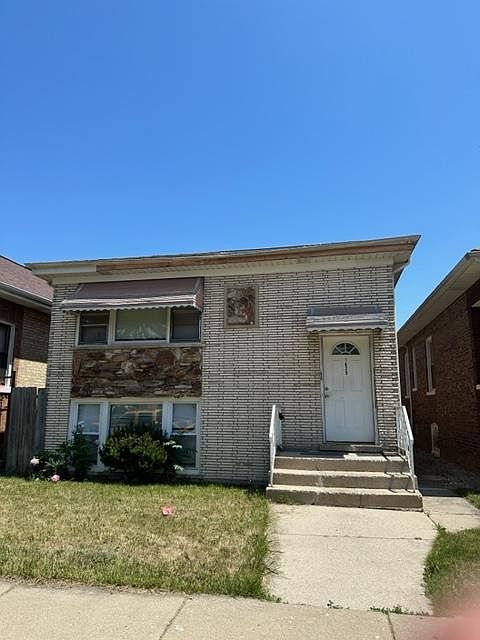 1st image of 1629 N Lockwood Ave Floor 1