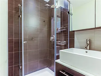 Sold by Avenue Sotheby's International Realty