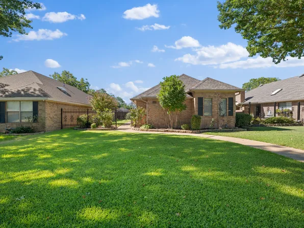 3111 Bonham St, Greenville, TX 75402