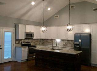 105 Cane Field St, Youngsville, LA 70592