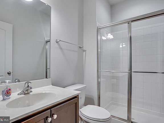 3rd image of 4821 Forest Pines Dr