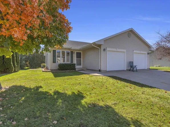 435 Birch Tree AVENUE, Cedar Grove, WI 53013