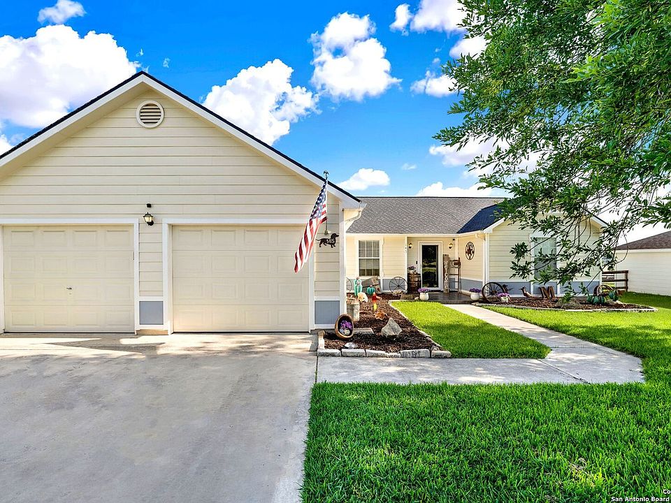 1st image of 145 Glenvalley