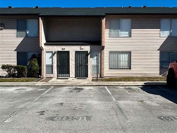3rd image of 4031 Henley Rd #1706