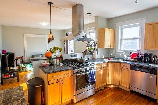 1st image of 6 Belmont St #2