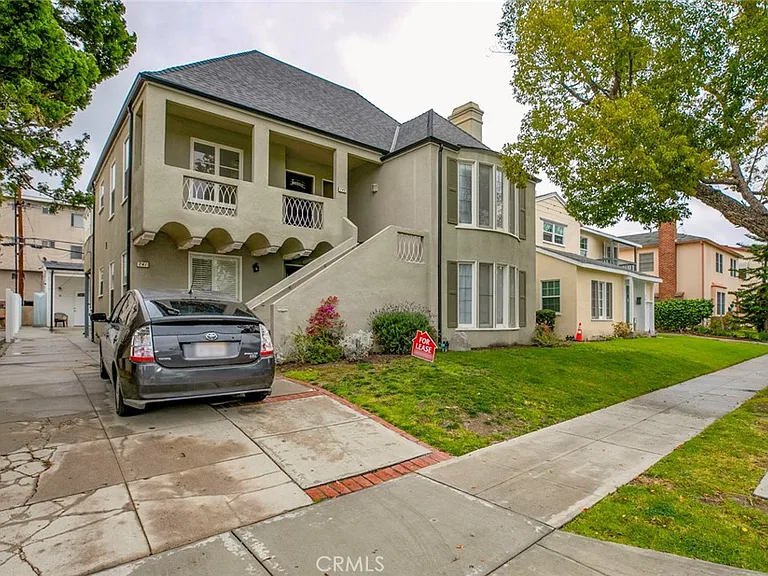 741 E Doran St #B — Photo 1