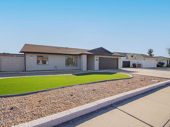 3rd image of 7419 W CORRINE Drive