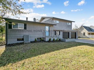 201 SW 7th St, Newton, KS 67114
