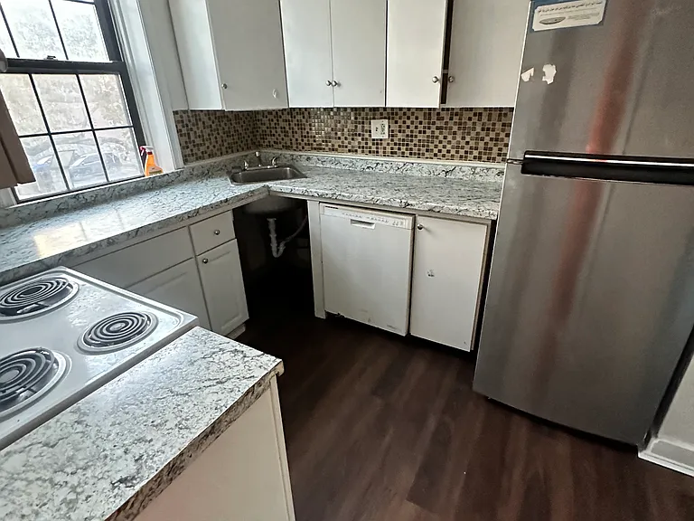 1117 N 66th St #B — Photo 12