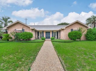 14 Adler Cir, Galveston, TX 77551