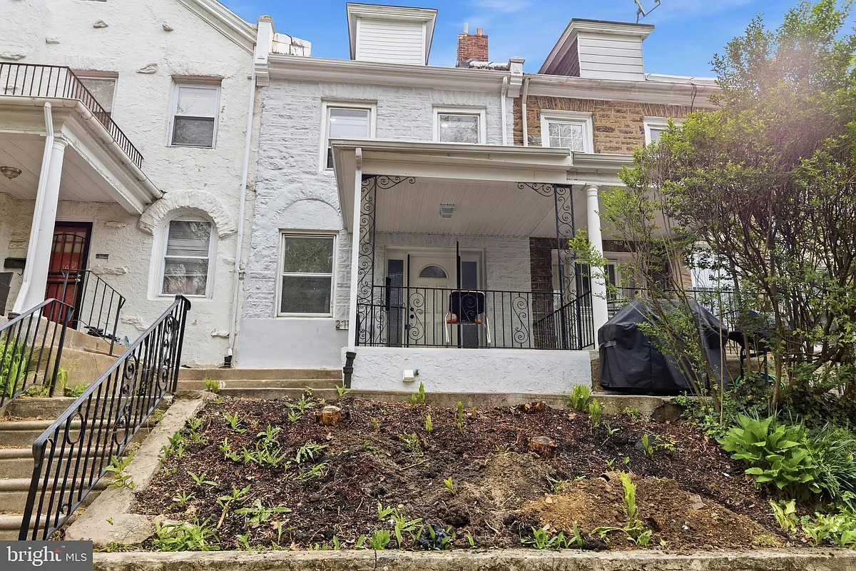 Building Photo - 2719 N 47th St #1