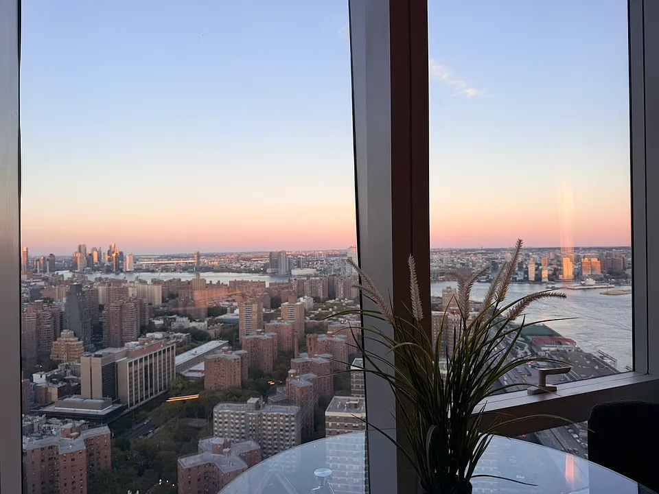 252 South St #33H