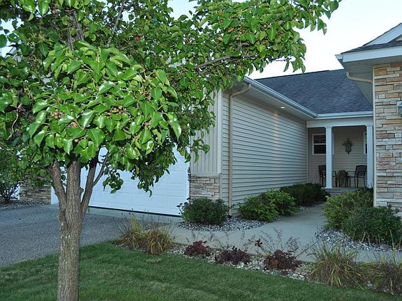2nd image of 2106 Petoskey Dr