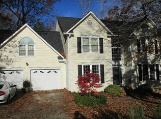 9 Montcrest Dr, Durham, NC 27713