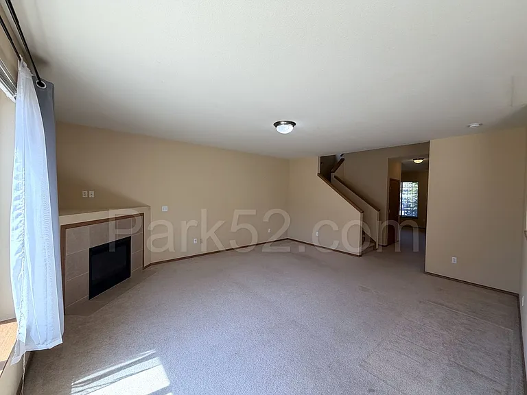 11328 185th St E — Photo 7