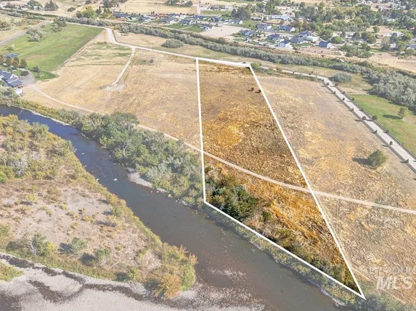 2375 River Ranch Ln, Emmett, ID 83617