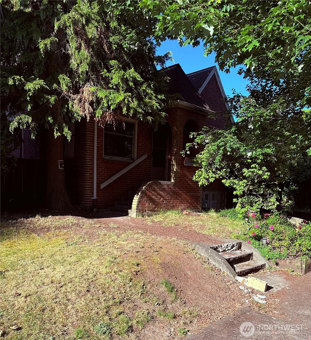 1013 NW 80th Street photo 1